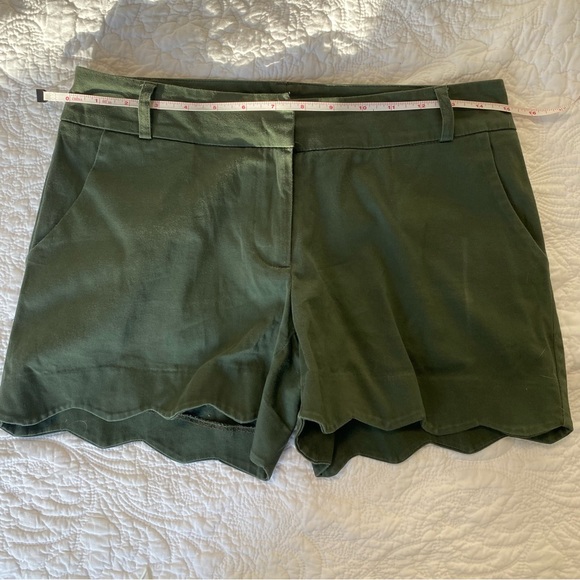 Maurice’s Size 2 Green Scalloped Hem Shorts - Picture 9 of 12
